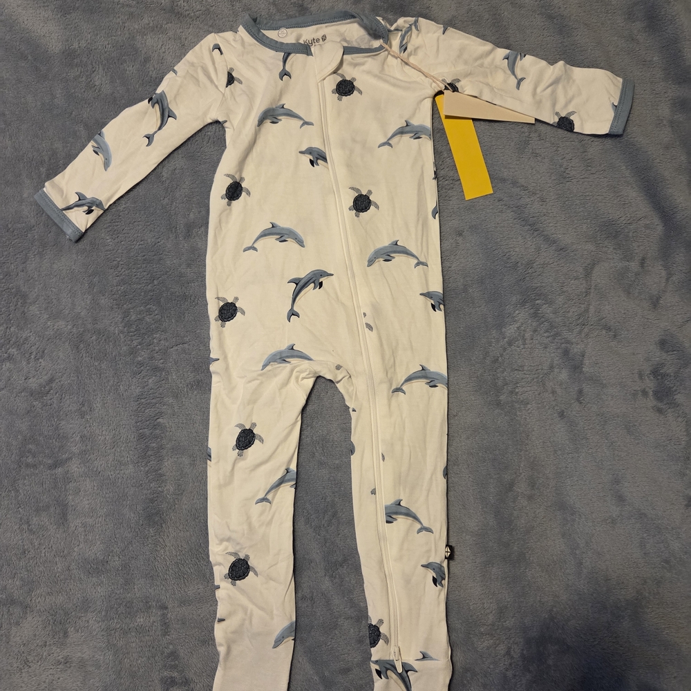 Kyte BABY Dolphin Print Footie Pj - White and Blue 18-24 NWT